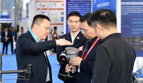 Celebración en Zhuzhou de la tercera cumbre internacional sobre las aplicaciones del sistema de navegación por satélite Beidou