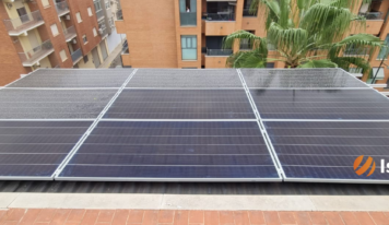 Isla Solar impulsa la descarbonización global con más de 3.000 instalaciones solares residenciales y 300 industriales, ofreciendo soluciones personalizadas y manejo integral de proyectos energéticos sostenibles