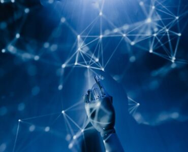 Seis claves para integrar la inteligencia artificial en la comunicación corporativa, según Altavoz Comunicaciones
