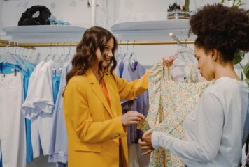 De dependiente a asesor: cómo la tecnología RFID está transformando al empleado en tienda