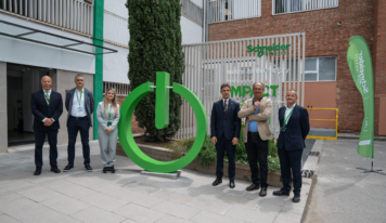 Schneider Electric culmina la descarbonización de su planta en Molins de Rei e inaugura la microgrid desarrollada junto a Iberdrola