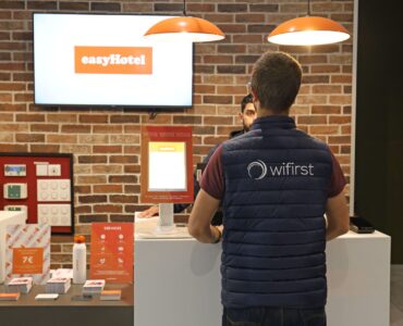 easyHotel elige a Wifirst en España