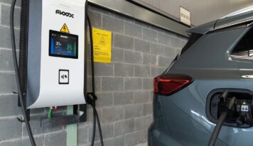 FLOOX suministra a EBRO Factory sus cargadores rápidos LYRA 80, made in Barcelona