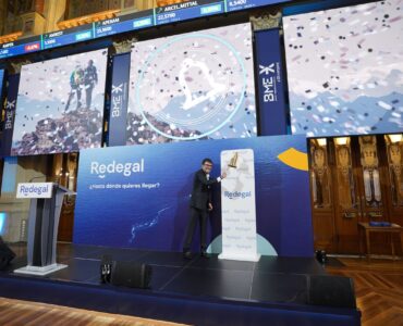 Redegal impulsa su posicionamiento: salta a BME Growth como la primera empresa del año en lograrlo