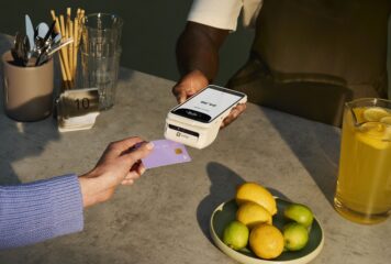 SumUp lanza Terminal: TPV, punto de venta y gestión de pedidos en un único dispositivo