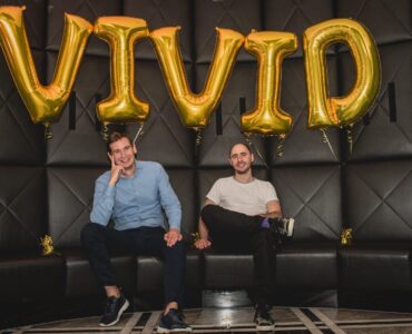 Vivid Money lanza en España el bróker para empresas y autónomos
