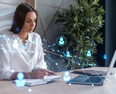 Los agentes IA crecen un 119% en la primera mitad de 2025, según el ‘Agentic Enterprise Index’ de Salesforce