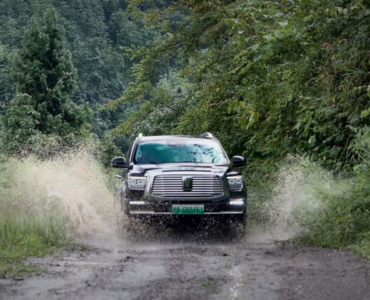 Prensa internacional en Dujiangyan: la tecnología Hi4 de GWM brilla con luz propia