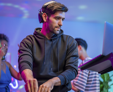 Formación Universitaria reafirma su liderazgo con la preparación del FP Preparatorio de Técnico Medio en Vídeo Disc-Jockey y Sonido