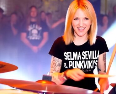 Selma Sevilla, la primera cantante española de IA que realiza un concierto de rock