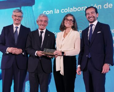 Konecta, galardonada con el Premio SERES 2025 por impulsar la empleabilidad a través del Hub Empleo Verde