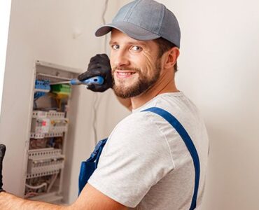 Formación Universitaria refuerza su oferta formativa con el preparatorio de Técnico Superior en Sistemas Electrotécnicos y Automatizados