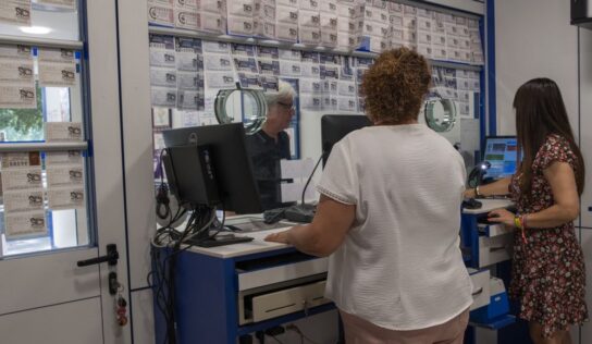 Casi la mitad de los jugadores de lotería usa la IA para mejorar su suerte