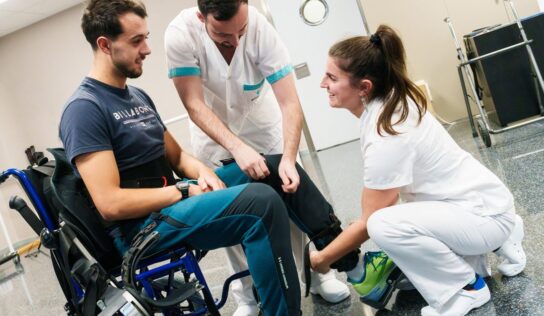 La neurorrehabilitación robótica mejora el abordaje del síndrome de hemiplejia alternante