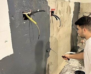 Eagle Waterproofing bloquea la humedad de una vivienda modernista de 1929 con su tecnología UltraDry®