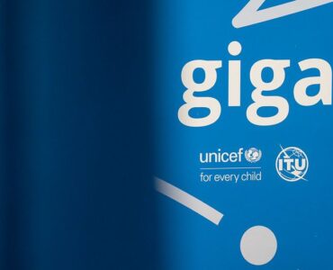 El programa Giga Accelerator presenta soluciones punteras para la conectividad escolar en el MWC’26