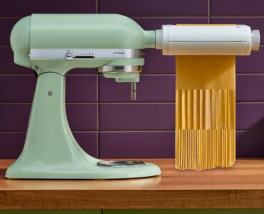 KitchenAid lanza su accesorio 3 en 1 para hacer pasta fresca en casa de forma fácil y rápida