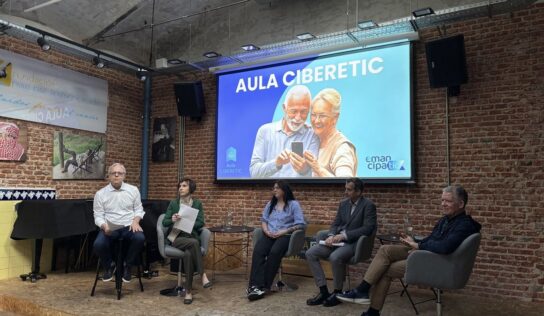 La brecha digital afecta a la autonomía y aumenta la vulnerabilidad de los mayores