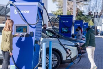 El 71% de usuarios usará su vehículo eléctrico en Semana Santa ante el incremento del combustible