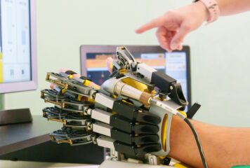 «La neurorrehabilitación permite, en momentos concretos de la enfermedad del Parkinson, mejorar limitaciones motoras, de coordinación o dolor, lo que se traduce en meses o años de vida con mayor calidad», Dr. Alejandro Durán