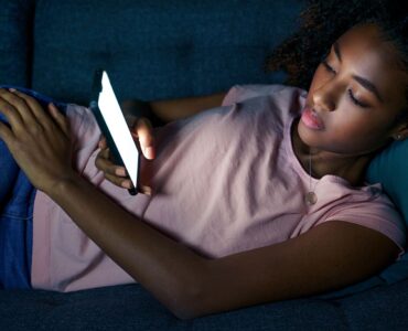 De TikTok a ChatGPT: los nuevos ‘profesores’ de la generación digital