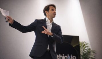 Thinkia defiende que el gran reto de la IA empresarial ya no es probar herramientas, sino hacerlas escalar
