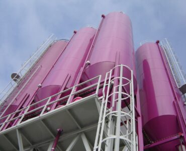 SATECMA celebra 50 años de innovación con soluciones tecnológicas al servicio de la construcción, la agricultura y la industria