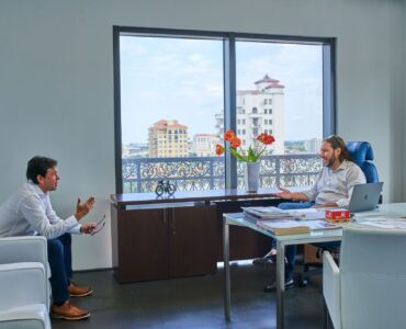 ReputationUP articula su dirección internacional entre EMEA y América ante el nuevo riesgo reputacional