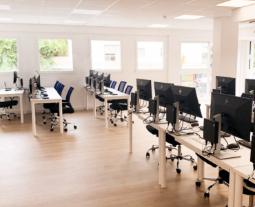 DIGITECH abre en Sevilla nuevo Centro de FP especializado en tecnología y digitalización en el curso 26/27