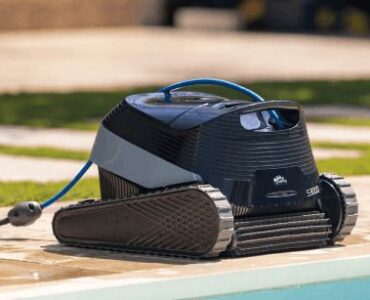 Maytronics presenta el robot de piscina con cable que gestiona solo su propia agenda