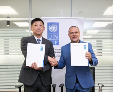 El PNUD y TAILG firman un memorando de entendimiento para un proyecto de movilidad ecológica y baja en carbono que impulsa el desarrollo sostenible en África y más allá