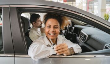 Una inteligencia artificial ya calcula el renting de coche más barato del mercado en menos de dos minutos
