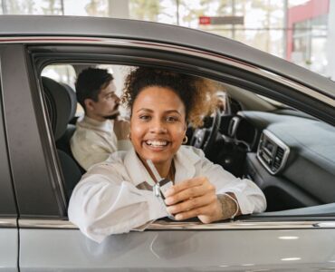 Una inteligencia artificial ya calcula el renting de coche más barato del mercado en menos de dos minutos