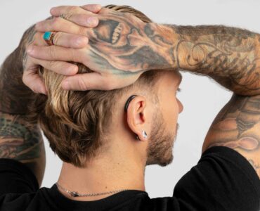 La pérdida auditiva va mucho más allá de dejar de oír