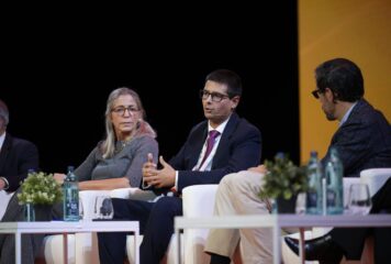 Sungrow destaca el papel de la eficiencia y la seguridad en la evolución del almacenamiento energético en el XIII Foro Solar