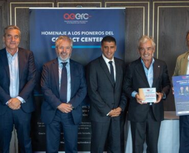 José María Pacheco, fundador de Konecta, reconocido por la AEERC por su trayectoria y contribución al desarrollo del sector de CX
