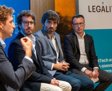 Expertos reunidos por Legálitas: datos y experiencia marcarán la diferencia en la era de la IA