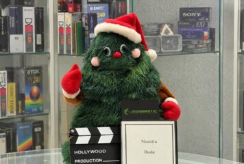 Regalar recuerdos esta Navidad: la digitalización de cintas VHS y Super 8 permite revivir momentos familiares